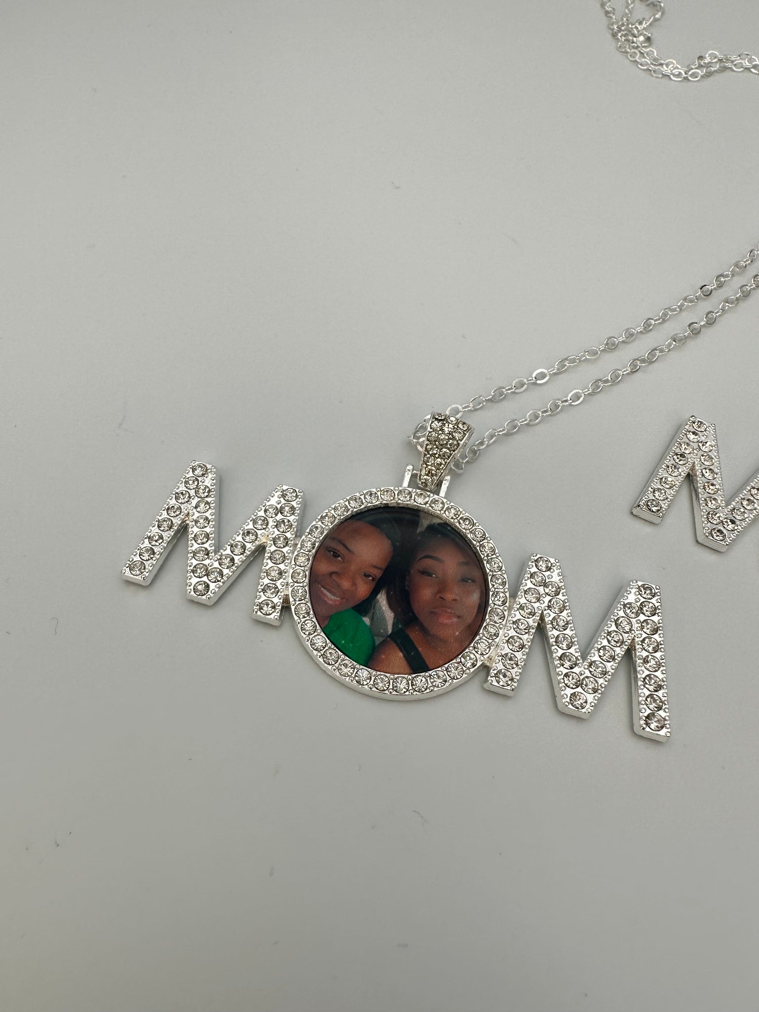 MOM Rhinestone Photo Pendant Necklace – Black Friday $10 Deal