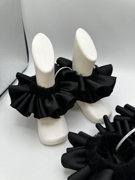🎀 Solid Color Ruffle Anklets – Black Friday Special